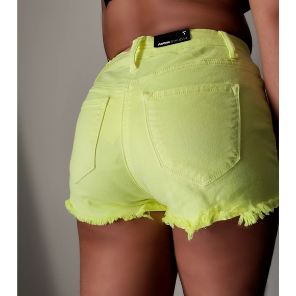 Distressed shorts, Neon Yellow, Size 7 - Picture 2 of 6